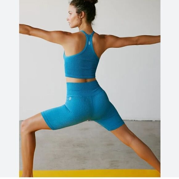 Free People Set - Happiness Runs Lurex Tank and Shorts XS/S top M/L bottoms - Picture 1 of 9